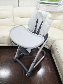 Graco 2-in-1 Convertible High Chair, Highchair.