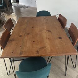 Dinning Room Table And Chairs
