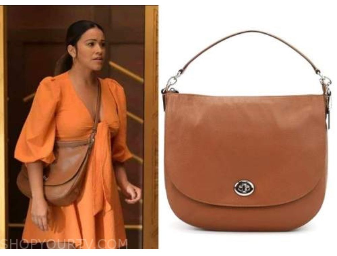 Coach Hand And Long Strap Bag Big Size