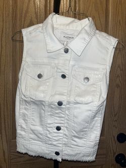 Chico's Platinum White Embellished Vest with Sequins and Raw Hem Size 0