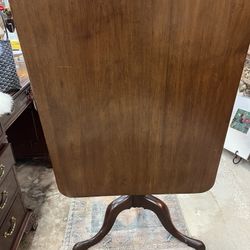Antique Tilt Top Table England   Needs Restoring 