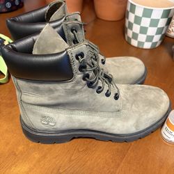 Timberland Boots New With Cleaning Supplies