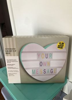 Cinemátic light up box with letters