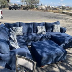 Sectional couch sofa