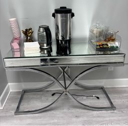Console table