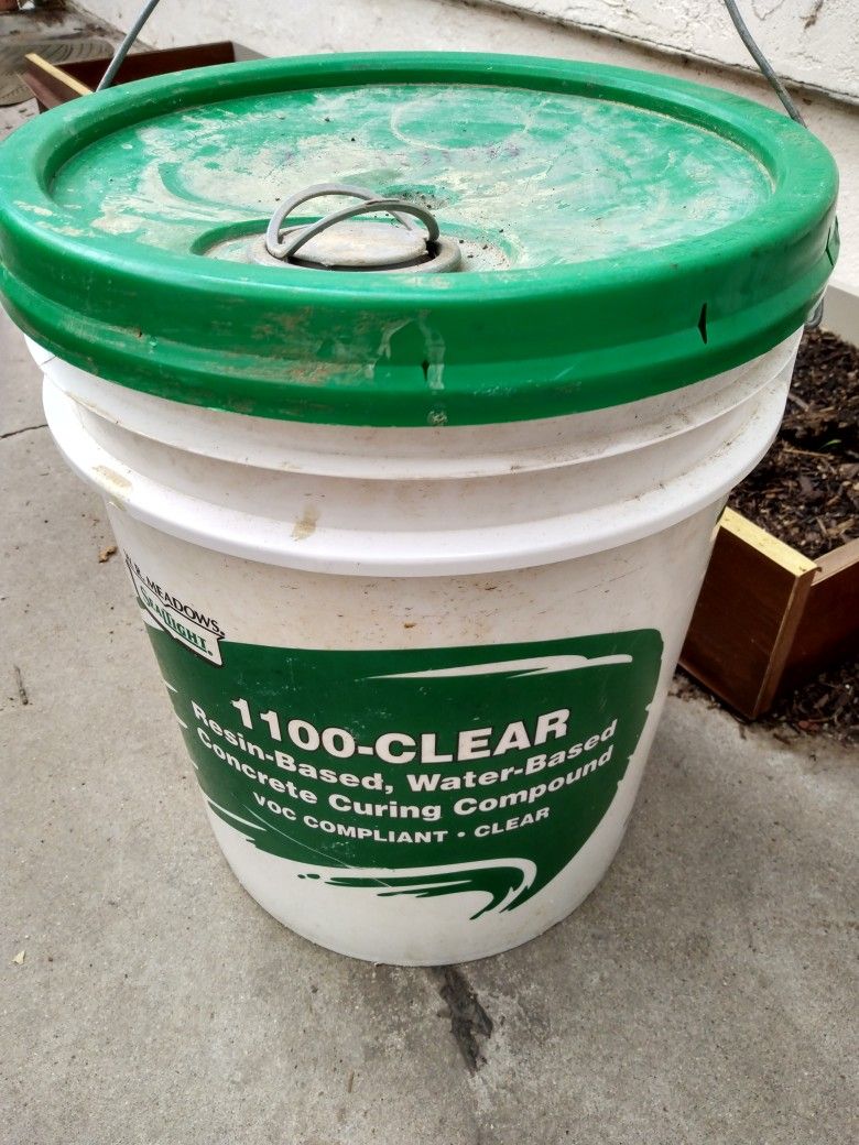 1100-CLEAR Sealtight Concrete Curing Compound 5 Gals for Sale in ...