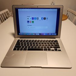 MacBook air 13-inch early 2015
Intel Core i5 1.6 GHz
8GB RAM 
121GB flash storage 
macOS Monterrey  version 12.7. Nothing wrong ** no trades ** 