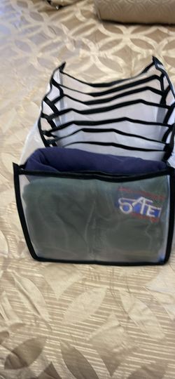 Organizer for t-shirts women/mens (holds 9 men’s)