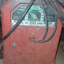 Welder Lincoln 225