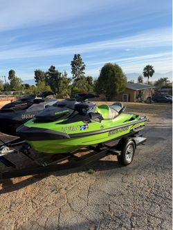 Jet ski