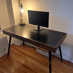 Modern Desk — Excellent Condition 