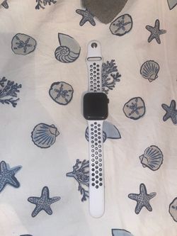 Apple Watch Series 5 Stainless Steel Nike Edition GPS +Cellular
