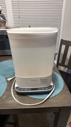 Baby bottle sterilizer