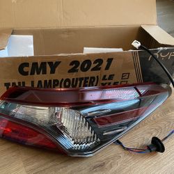 Tail Light Camry 2021 LE