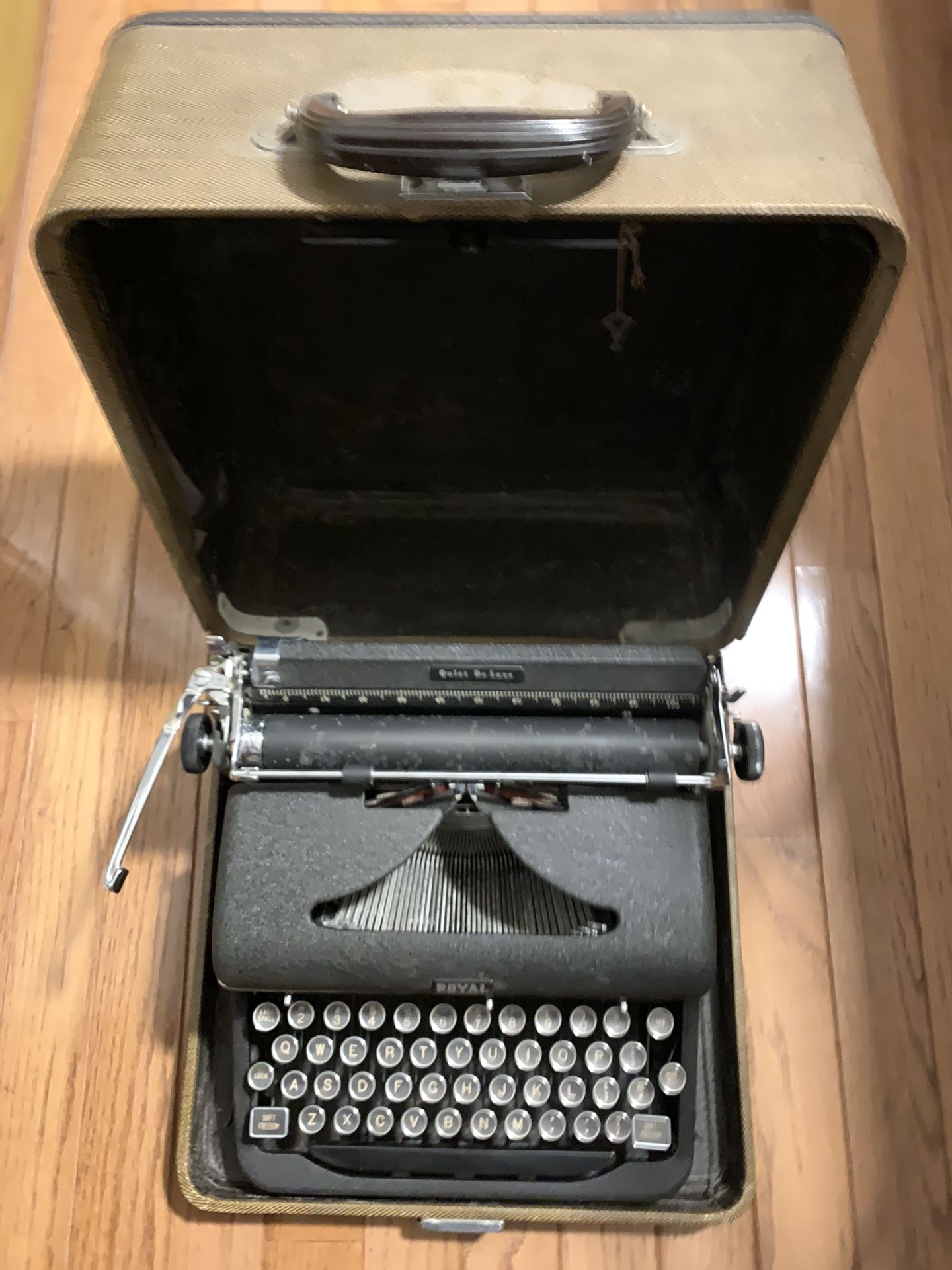 Antique Typewriter