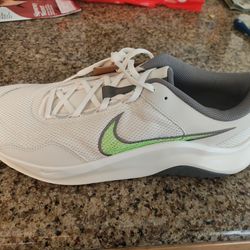 M Nike Legend Essential 3NN