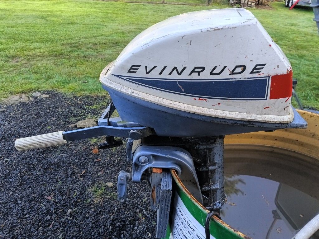 3 Horse Evinrude With Weedless Lower