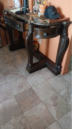 Console table