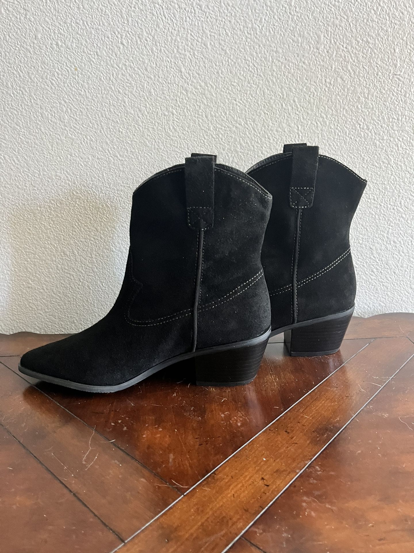 Brand New Black Suede Boots Size 8.5M