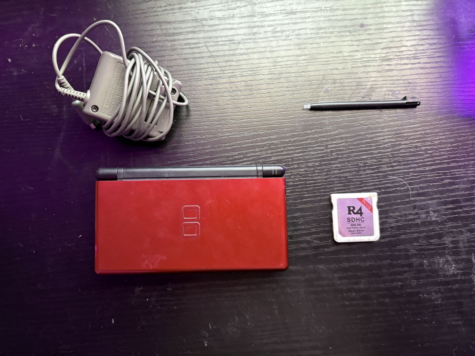 Nintendo DS With 10,000 Games