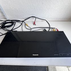 Panasonic DMP-BDT320 Blu-ray Disc Player