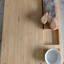 Charcuterie board set - includes cheese knives & dipping bowl 🧀