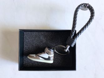 AJ1 TS Keychain with Box/Bag Gift Set