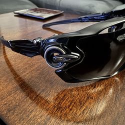 Oakley Jawbreaker Sunglasses Like New