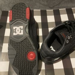 New DC Skate Shoes 8m
