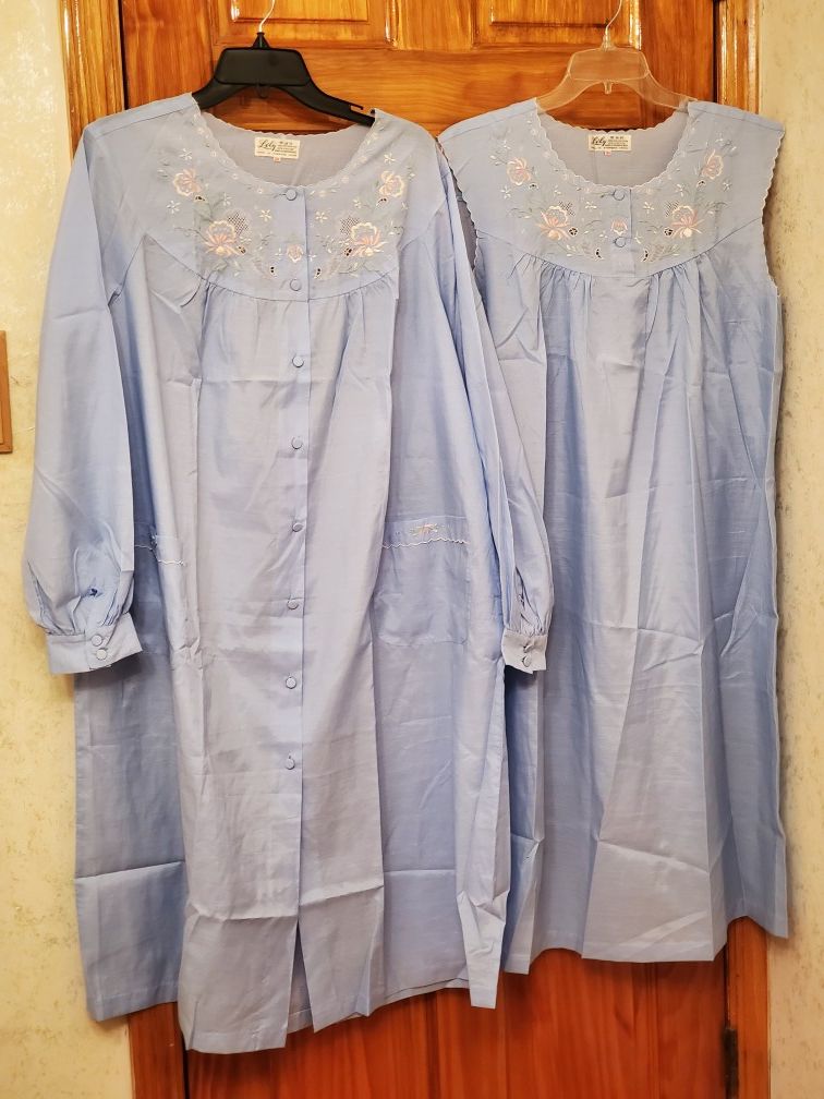 Lily nightwear 2 piece vintage gown & dress China 104/L-XL-XXL nightgown pajamas bathrobe sleepwear nightshirt loungewear Blue long bishop sleeves