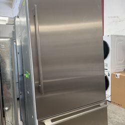 Thermador 36” bottom freezer built in refrigerator