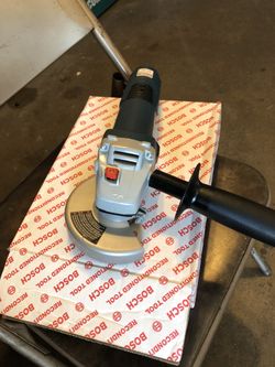BOSH 7.5 amp Grinder