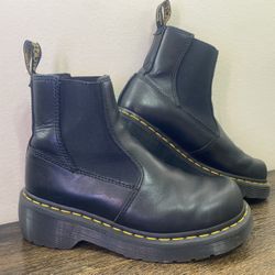 Dr. Martens Oates Womens 7 38 Black Leather Heeled Chelsea Boots Black Women’s