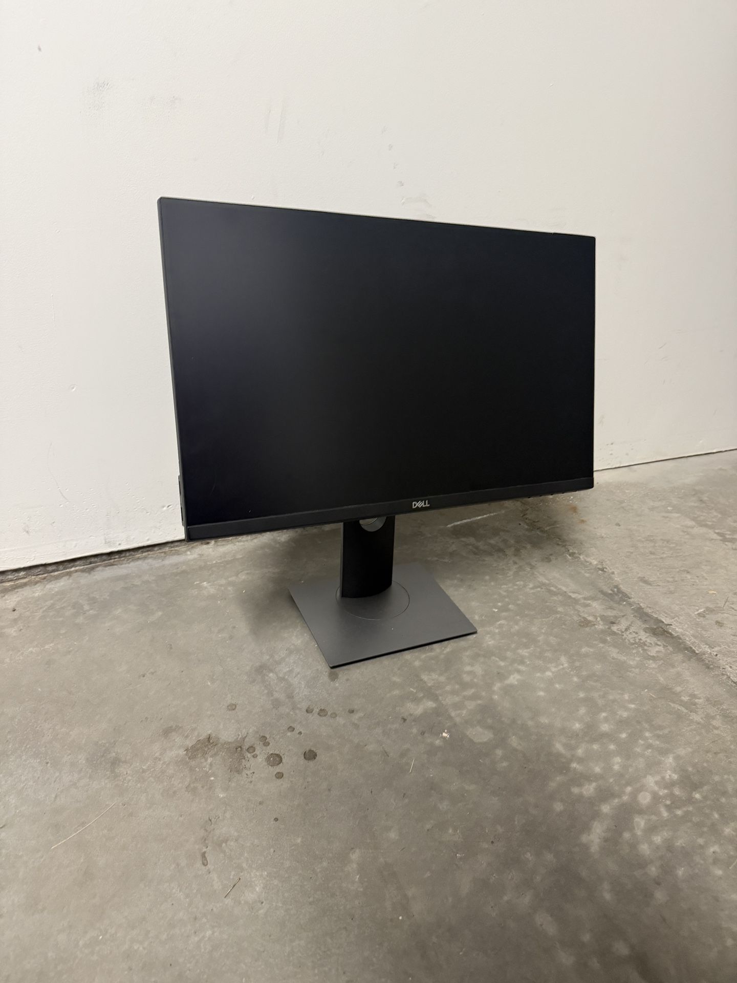 23” Dell Monitors  (1920x1080)