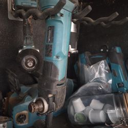 Makita 18V LXT Cordless Multi-Tool (Oscillating Tool) - Works Great