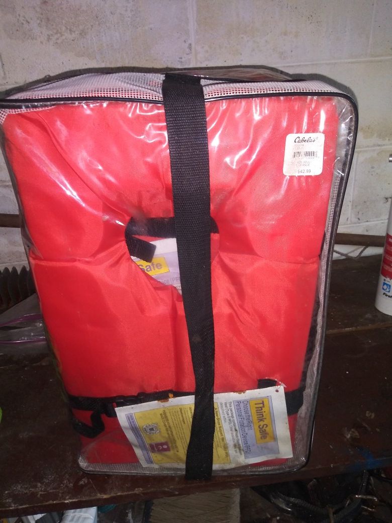 4 Life jackets