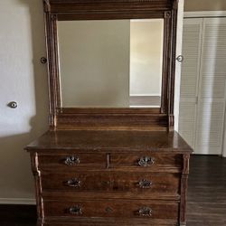 Rare 1880s Late Victorian Quarter-Sawn Oak Dresser - North Wind Carvings