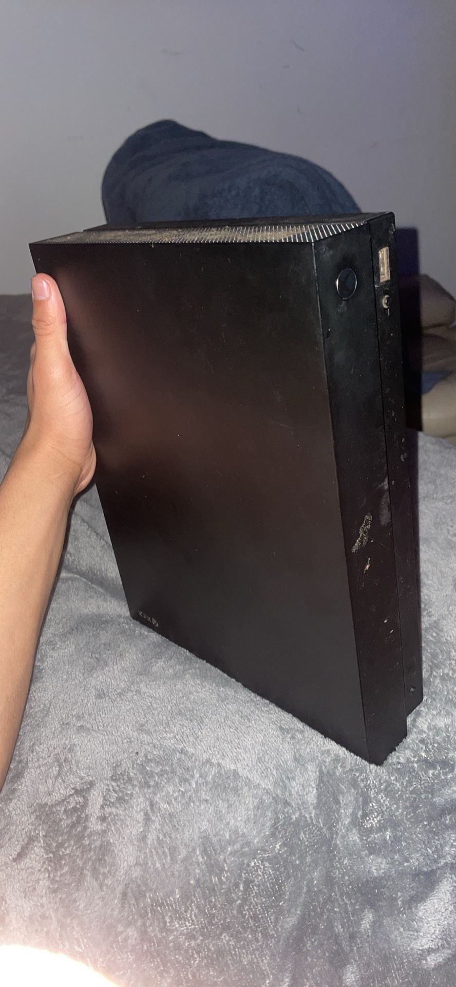 Xbox One X