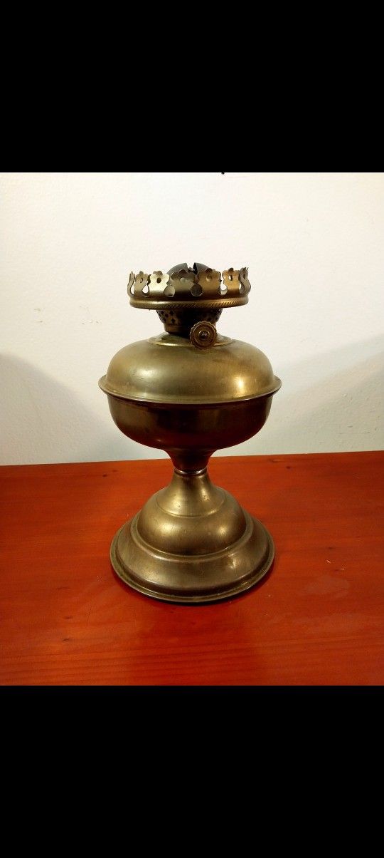 Antique (India )Solid Brass Oil/Kerosene Lamp