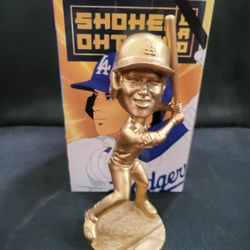 Shohei Ohtani GOLD bobblehead 