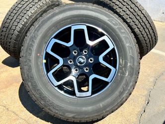5x 2026 Ford Bronco Outer Banks Wheels Bridgestone Dueler A/T 255/70/17 99%