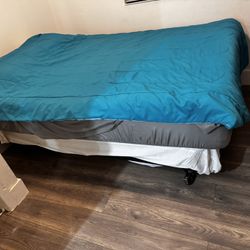 Queen Bed And Mattress 