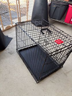 Dog crate black