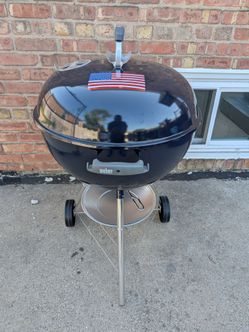 Weber Kettle Charcoal Grill 22in