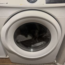 Samsung Dryer In Great Condition Gas 