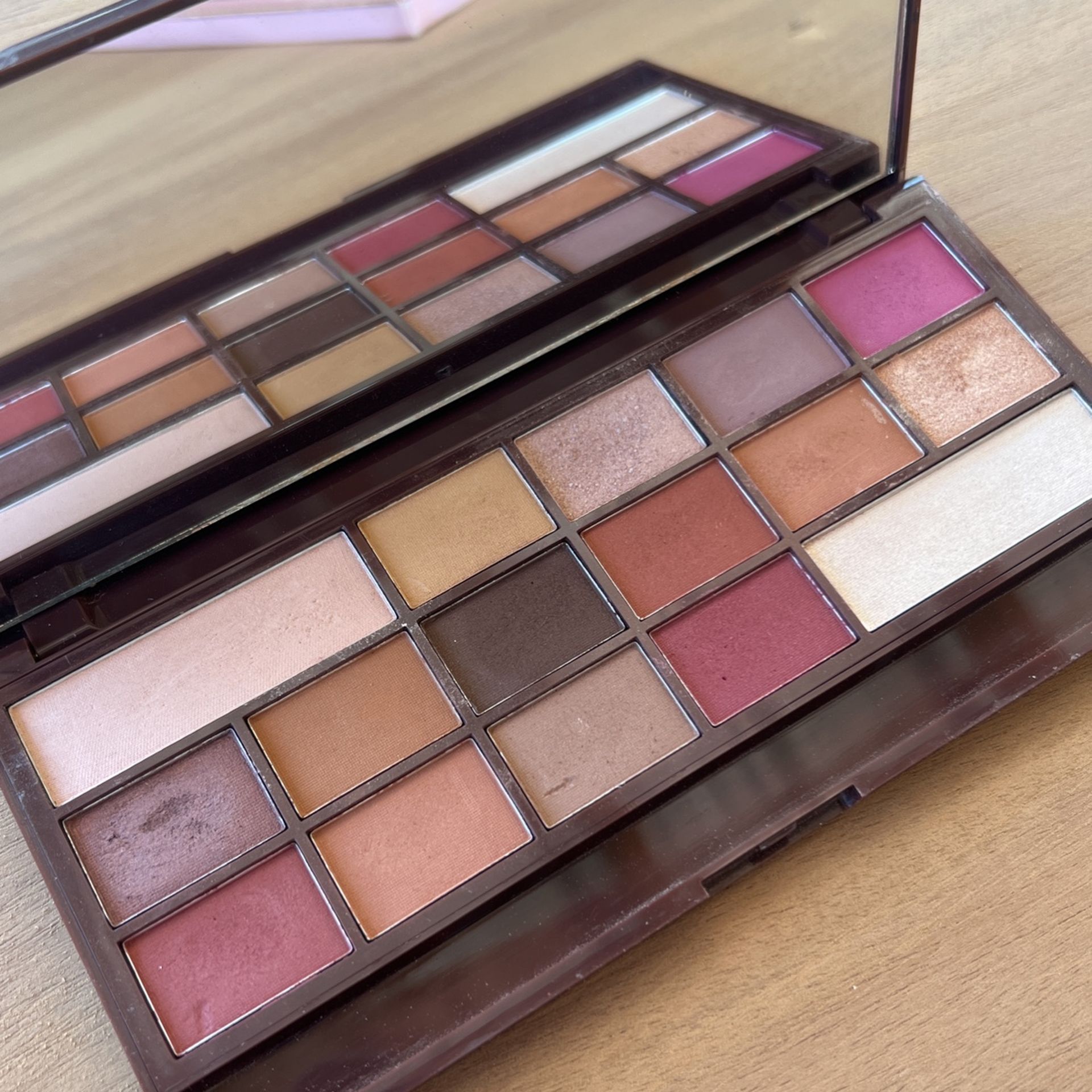 Revolution, Chocolate Elixir Eyeshadow Palette, Gently Used