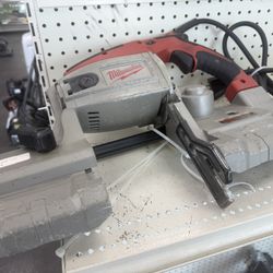 Milwaukee Bandsaw 