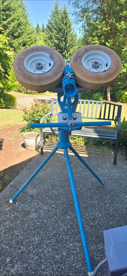Jugs Pitching Machine