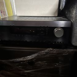 Integra Stereo Receiver