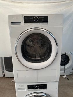 Whirlpool electric dryer laundry